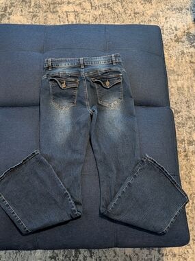 Dark Wash Denim Jeans with Back Pocket Detail